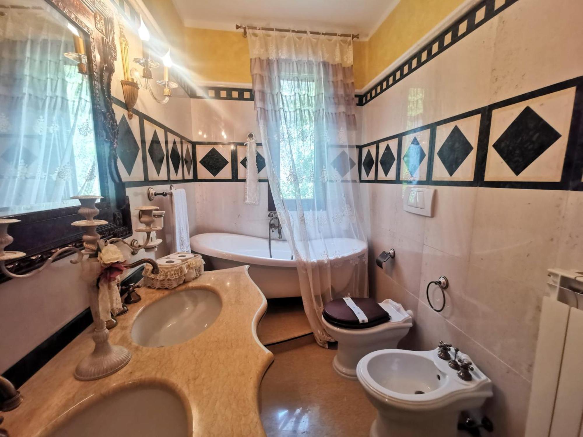 Queen'S Luxurious House Gallipoli Esterno foto