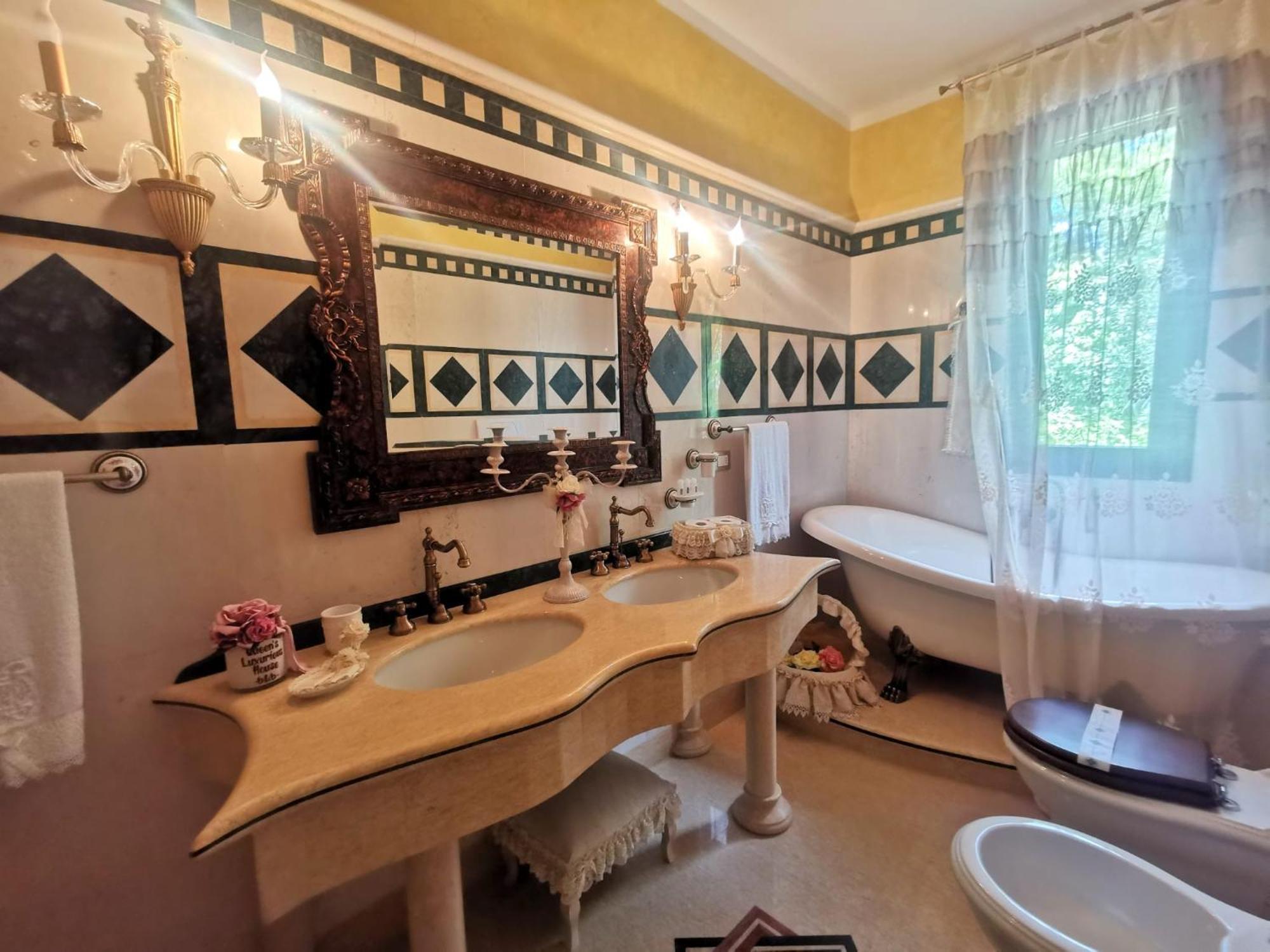 Queen'S Luxurious House Gallipoli Esterno foto