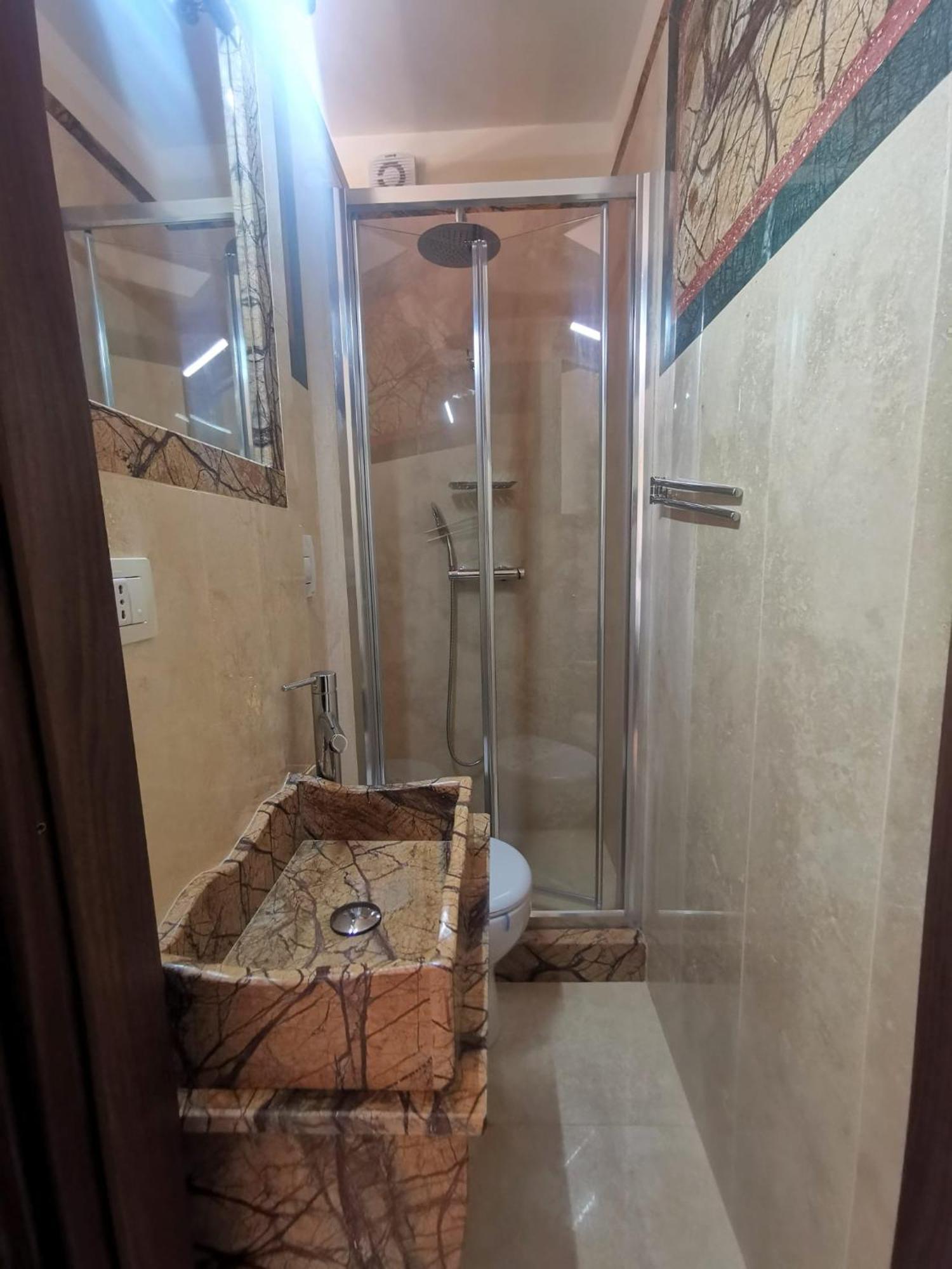 Queen'S Luxurious House Gallipoli Esterno foto